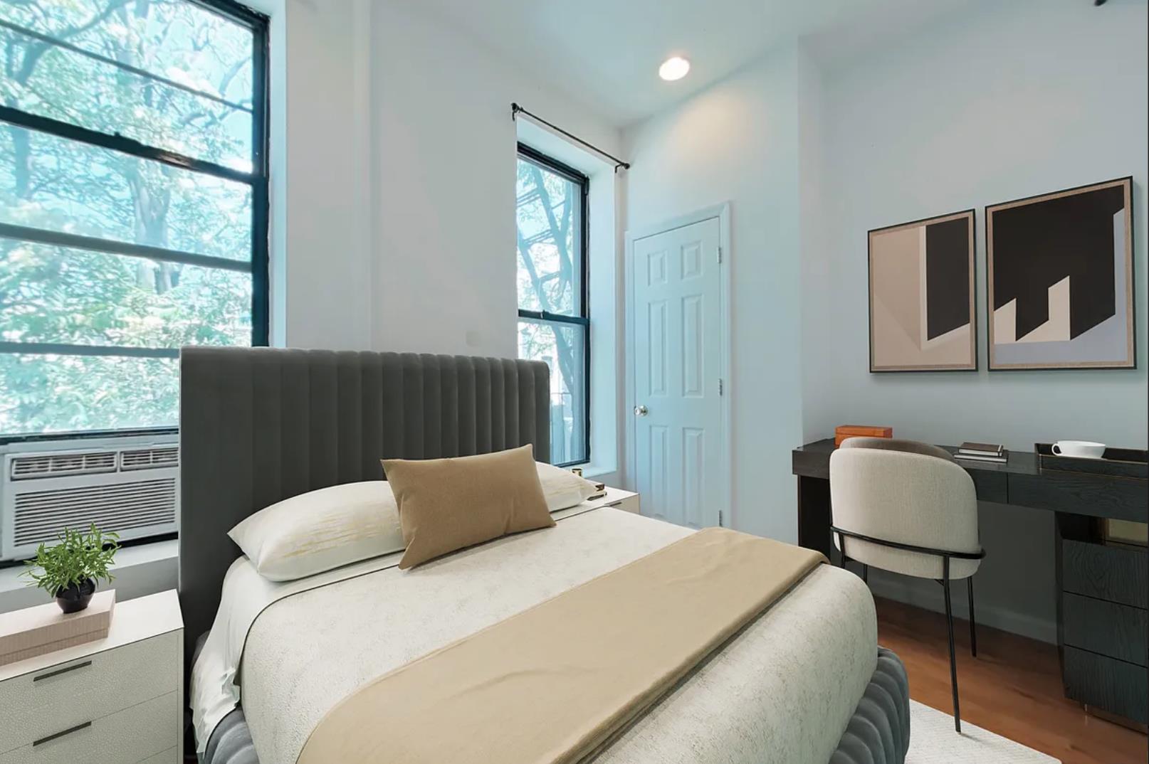 31 Saint Marks Place, Apt 8