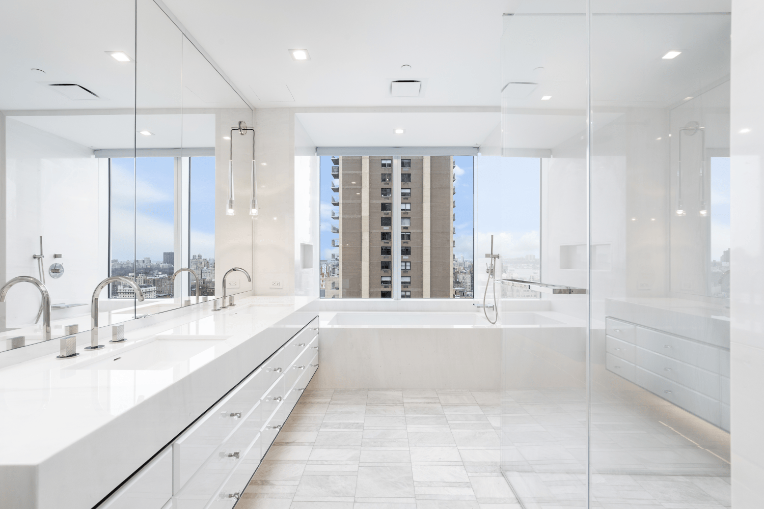 200 Amsterdam Avenue, Apt 25C