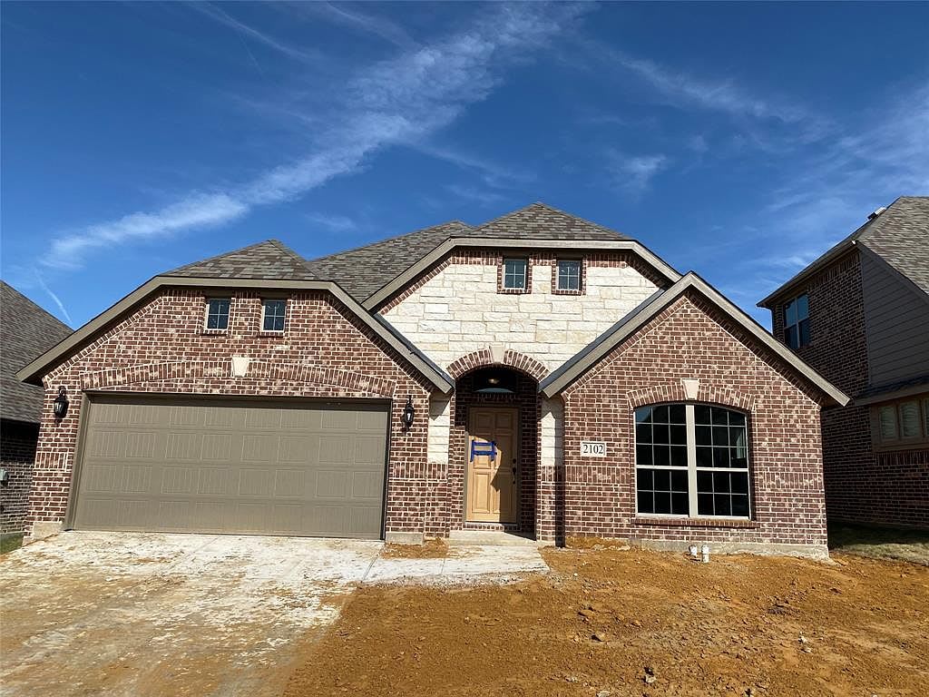 2106 Victoria Ln
