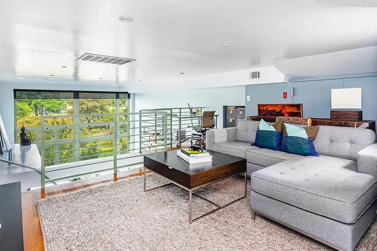 2 Bayard Street #2B