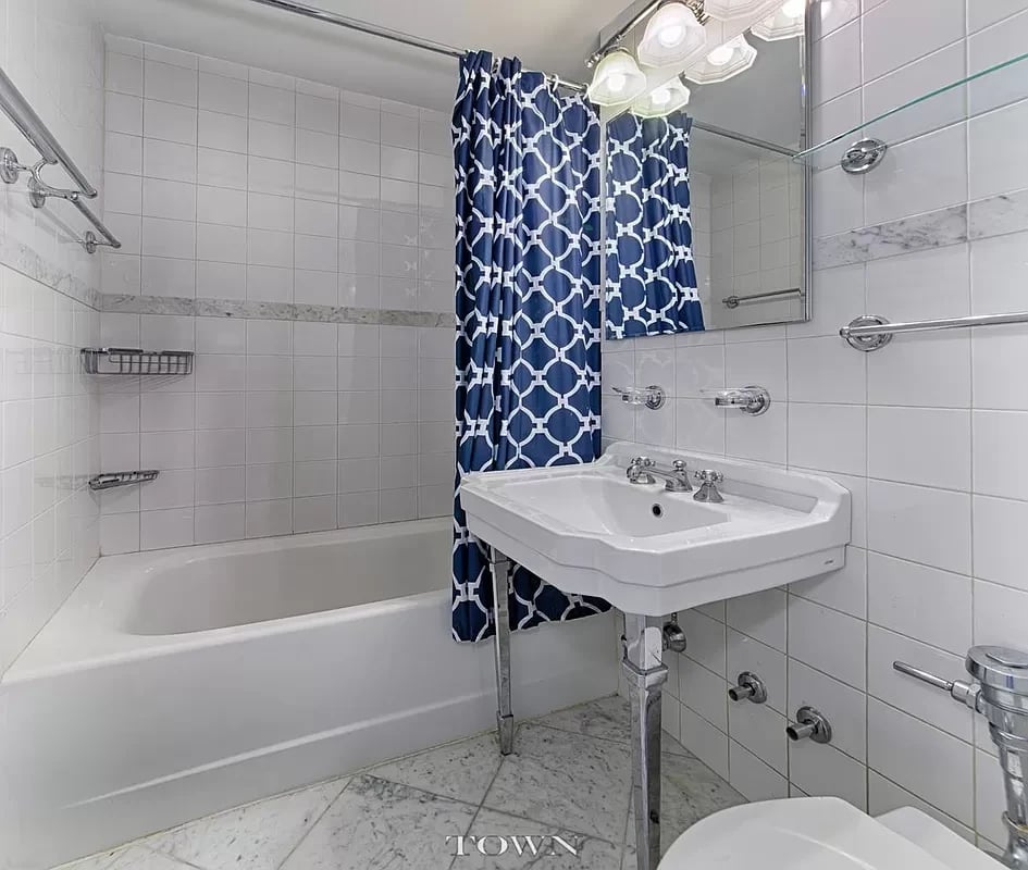 166 West 76th Street Unit: 5A