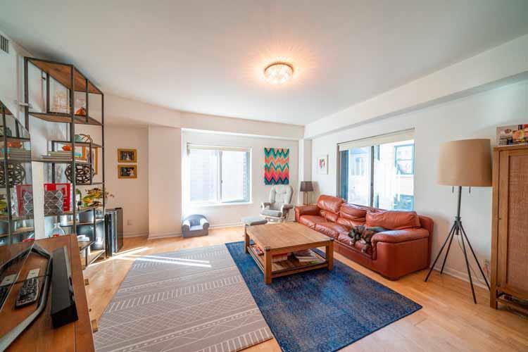 133 Water St. Unit: 4-D