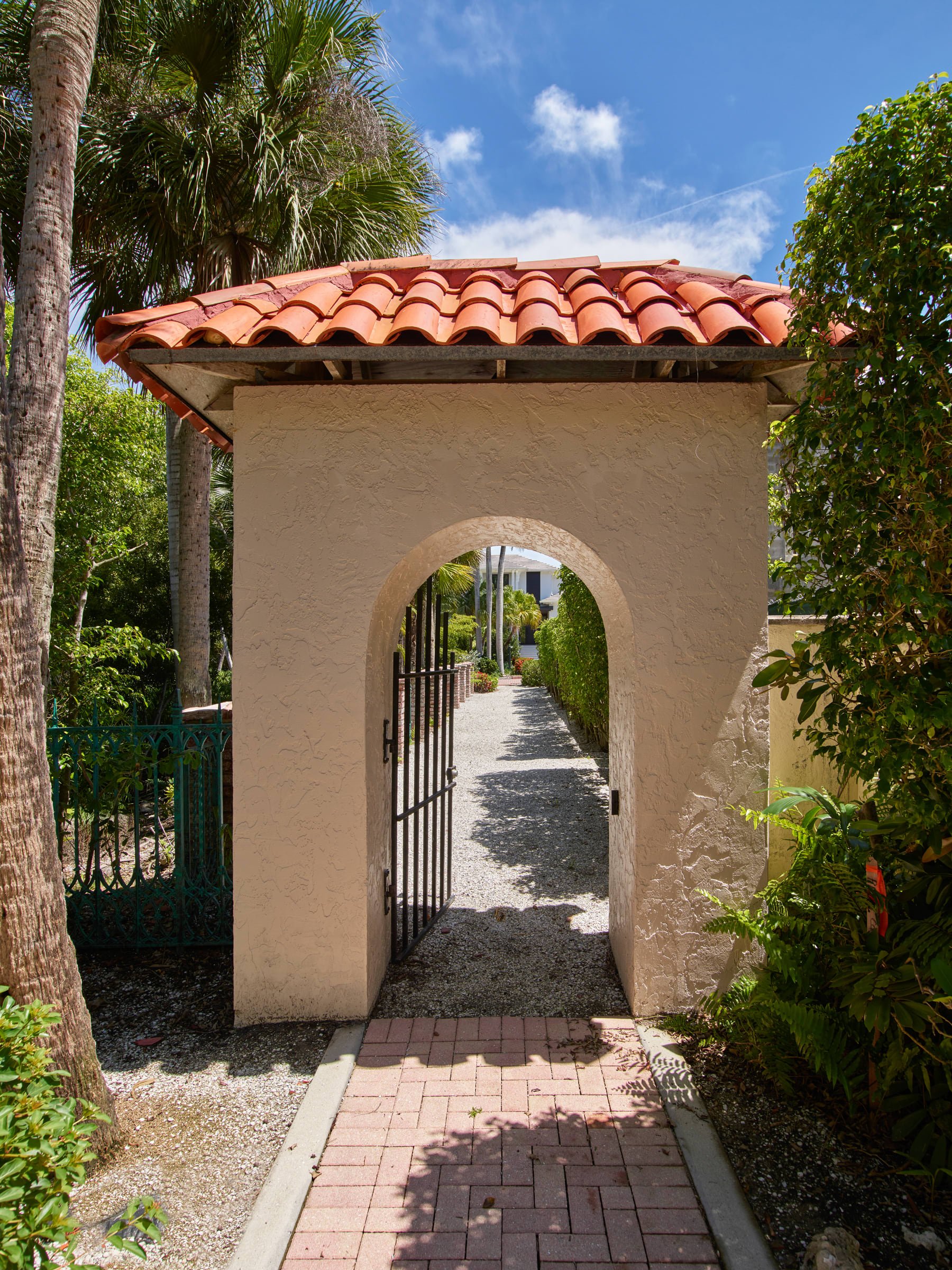 GORDON DRIVE ESTATES