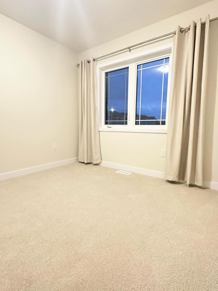 42 Sunflower Cres
