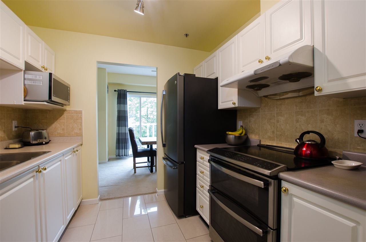 36-2723 E Kent Ave North Ave