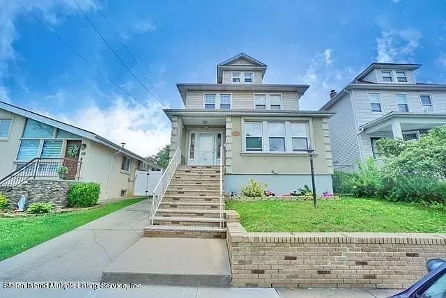 72 Purcell St