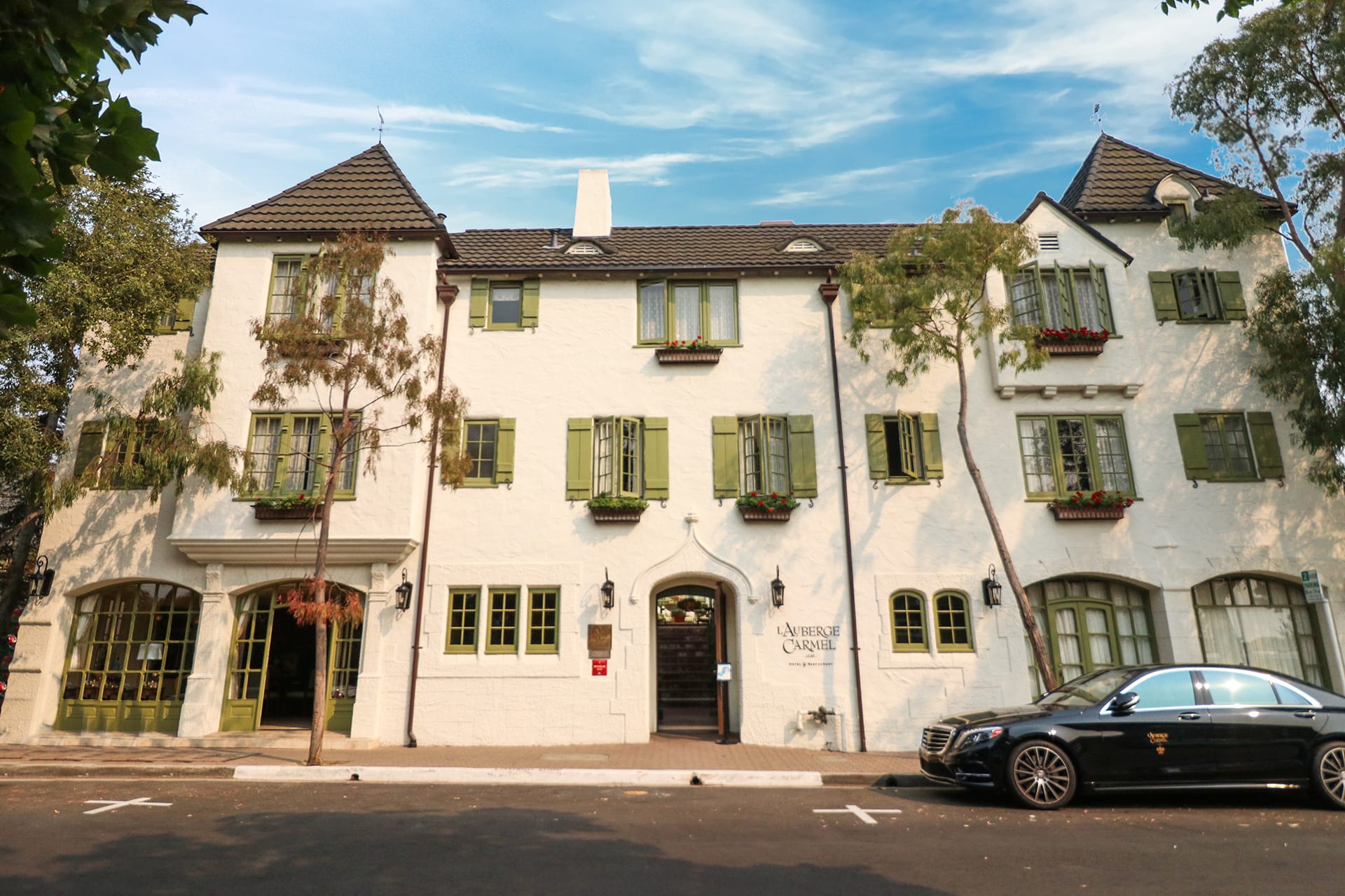 L’Auberge Carmel - Monte Verde St & 7th Ave, Carmel