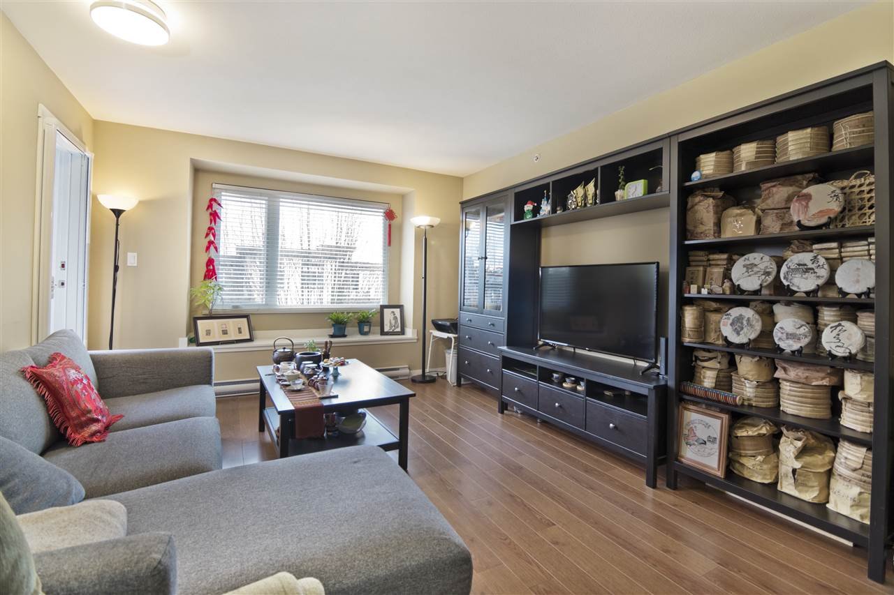 PH11-2373 Atkins Ave