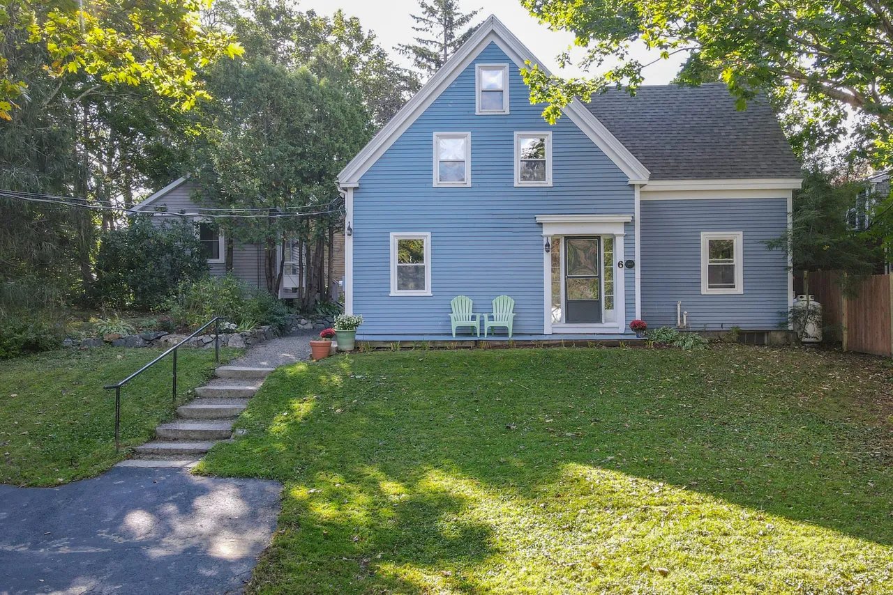 New Listing! 6 Summer Street, Rockport, Maine – $795,000