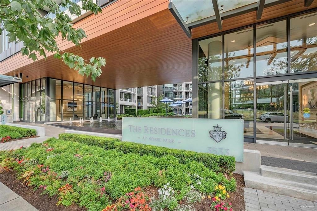 1206-3533 Ross Drive, Vancouver