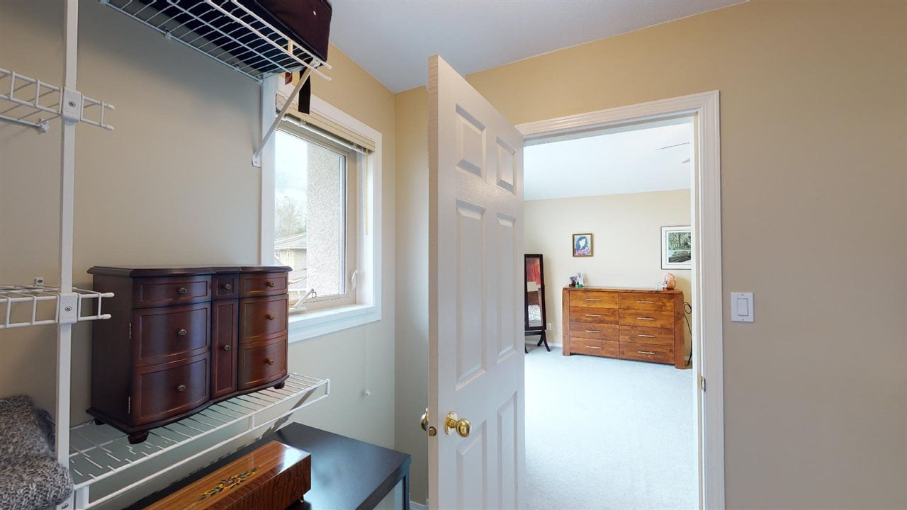 1020 Tantalus Pl