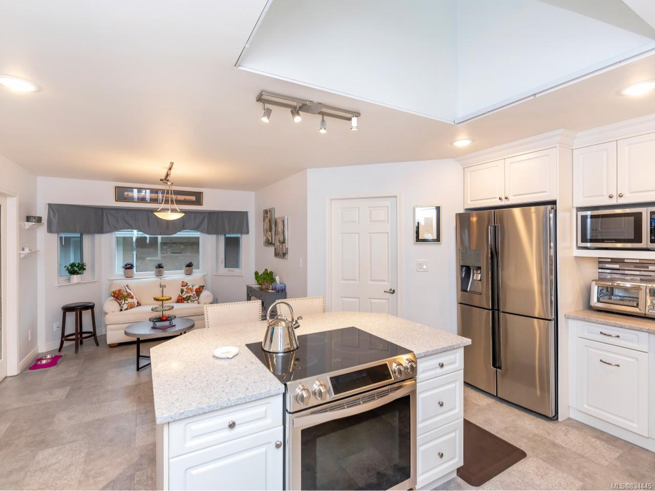 3641 Panorama Ridge, Cobble Hill