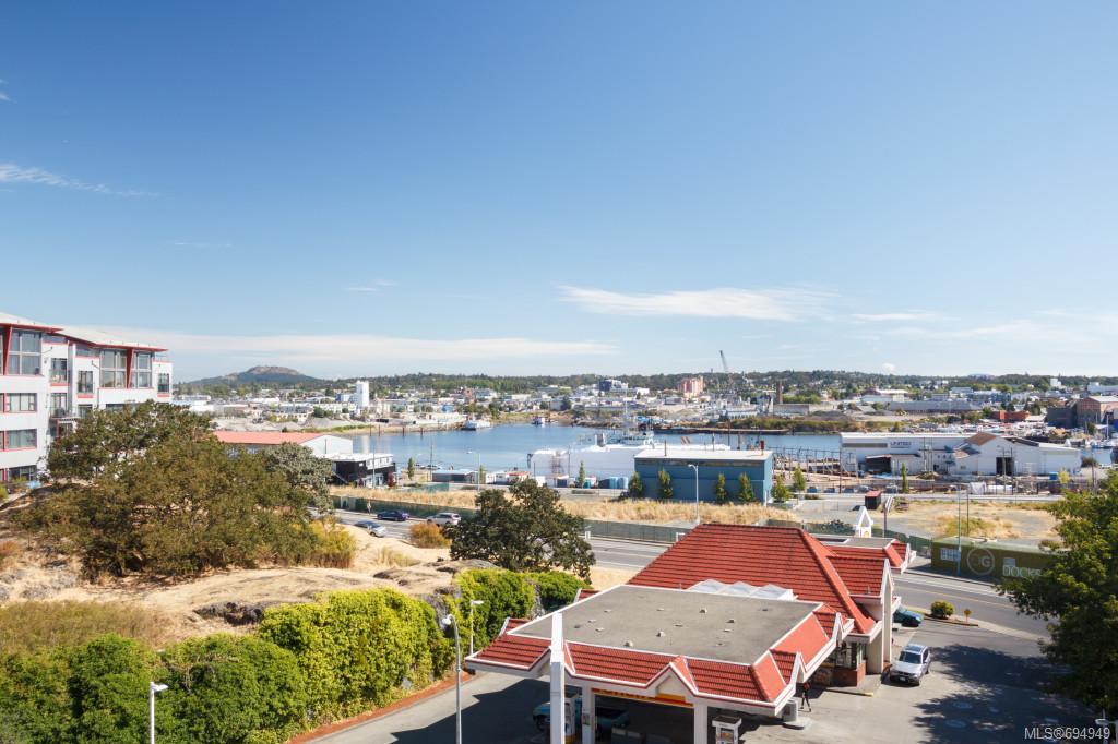 313-100 Saghalie Rd, Victoria