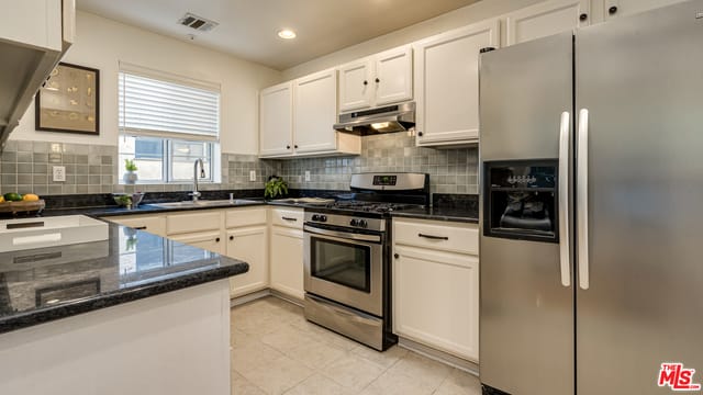 9815 Regent St, #4