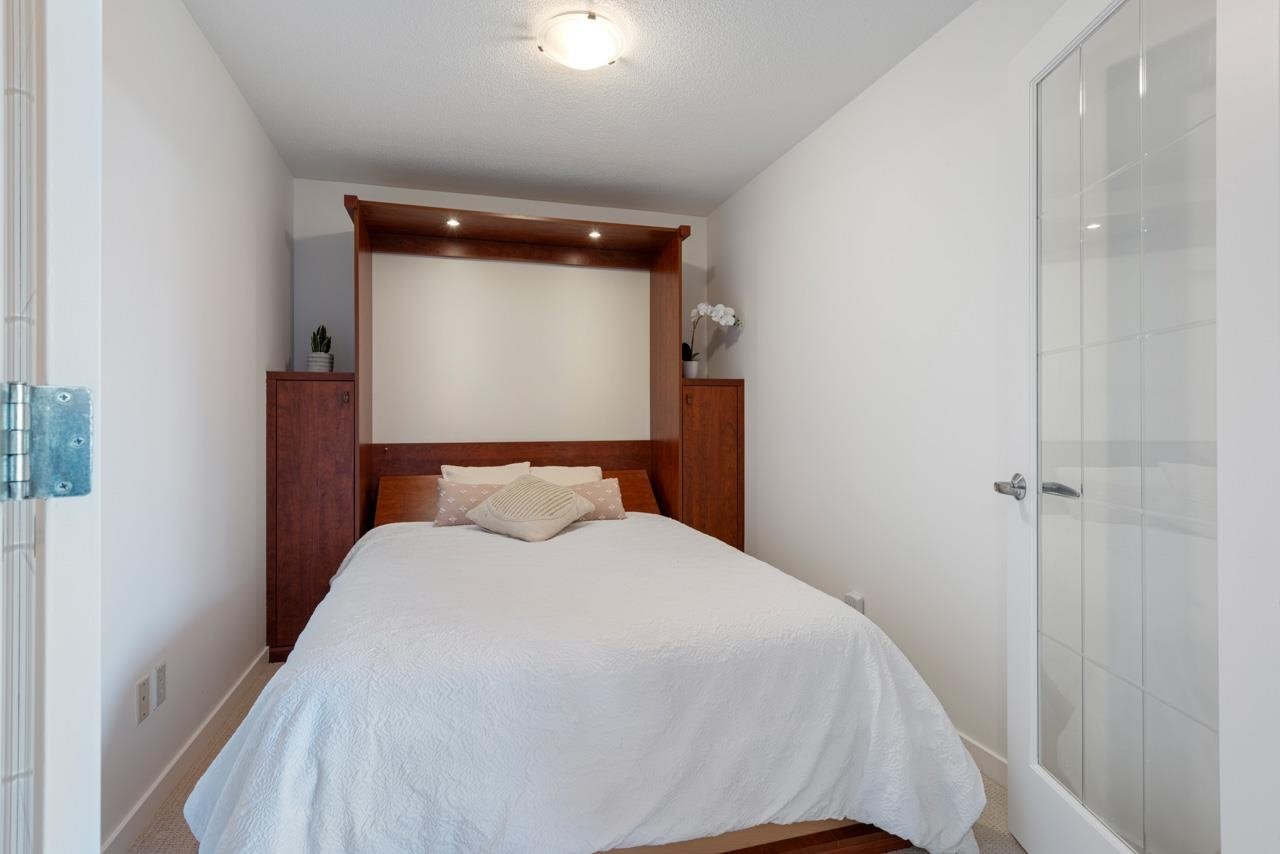404-1425 W 6th Ave