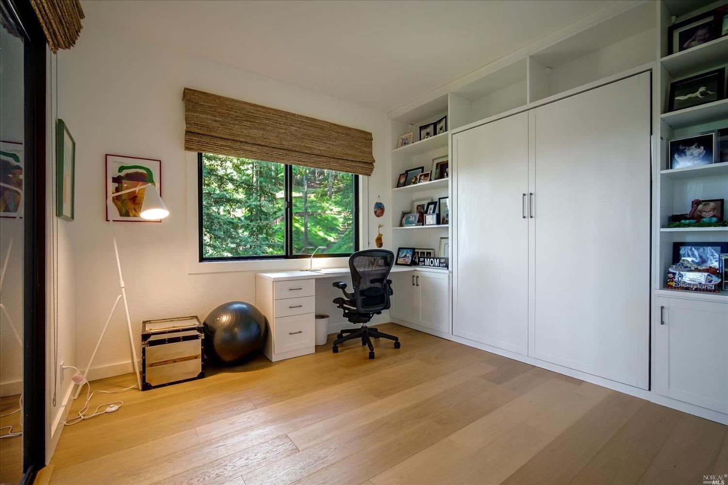 225 S Ridgewood Rd