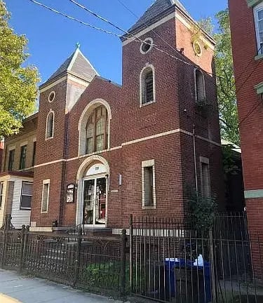 260 Pacific Ave