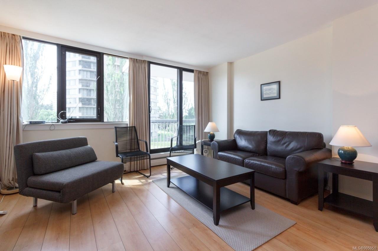 309-647 Michigan St