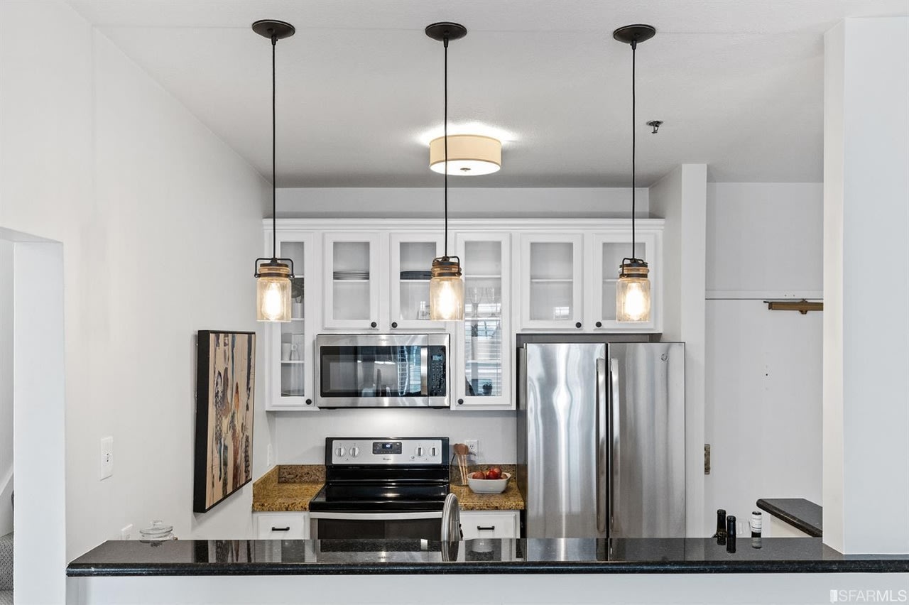 1805 Fillmore Street Unit: 305