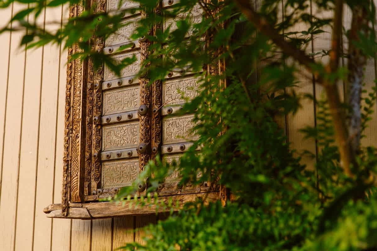 How to Bring the Indoors Out