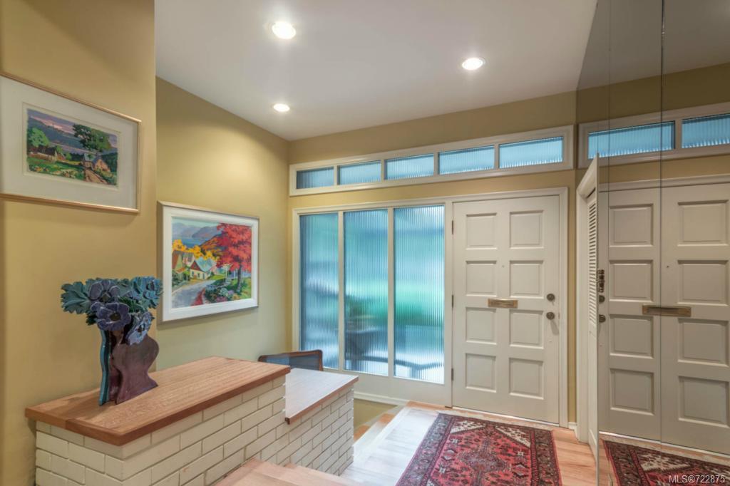 4509 Tanglewood Cres