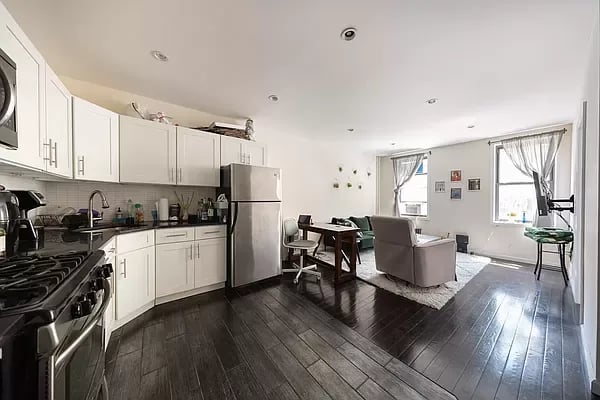 191 Grand Street Unit: 2
