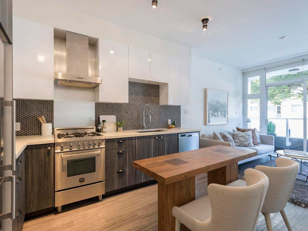 116-311 E 6th Ave