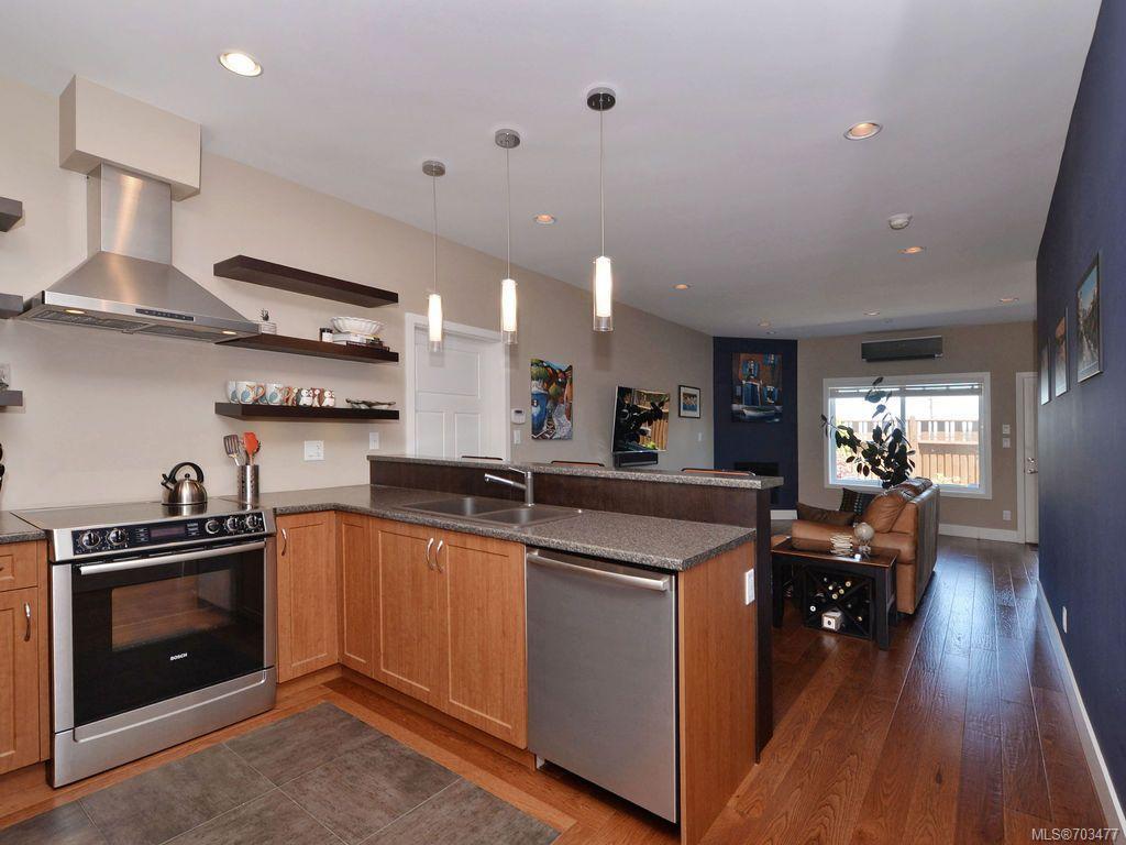 7-1893 Prosser Rd