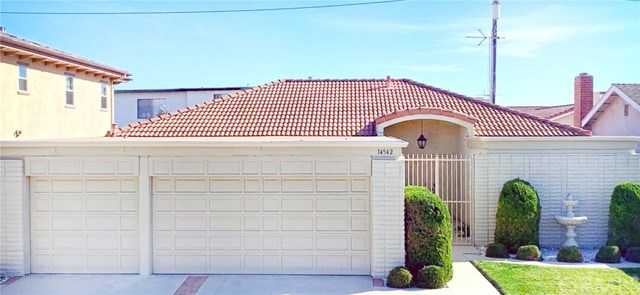 14542 Bowling Green Street