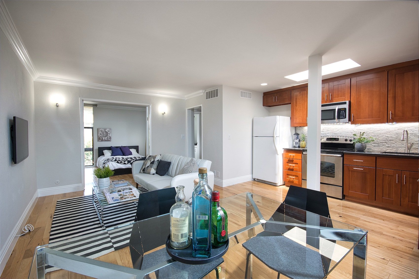 970 Palm Ave #302