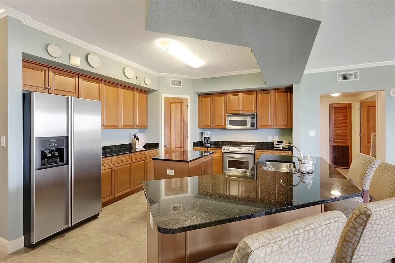 14900 River Rd UNIT 301