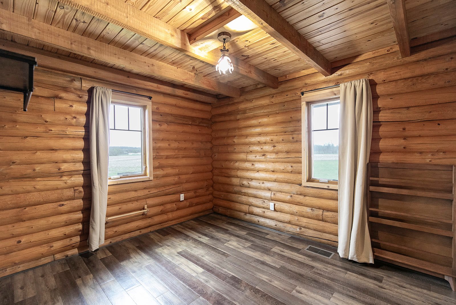 2023 Woody Court