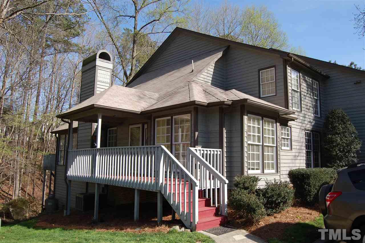 2013 Willow Hill Ln