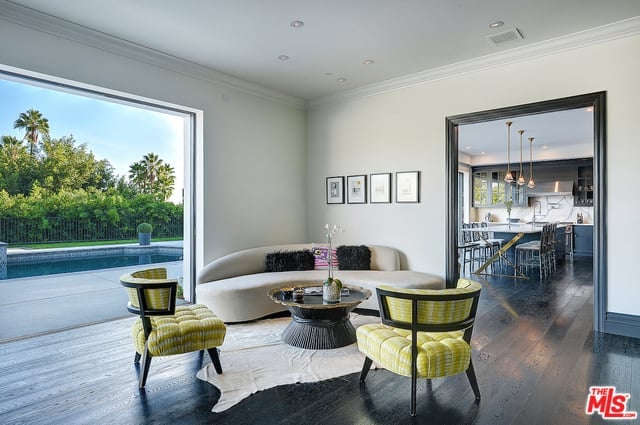 Eminence Azure