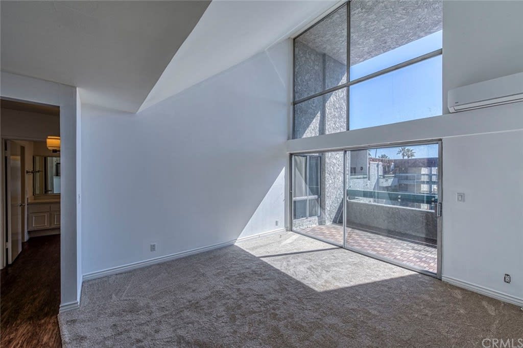 355 S LOS ROBLES Avenue Unit 339