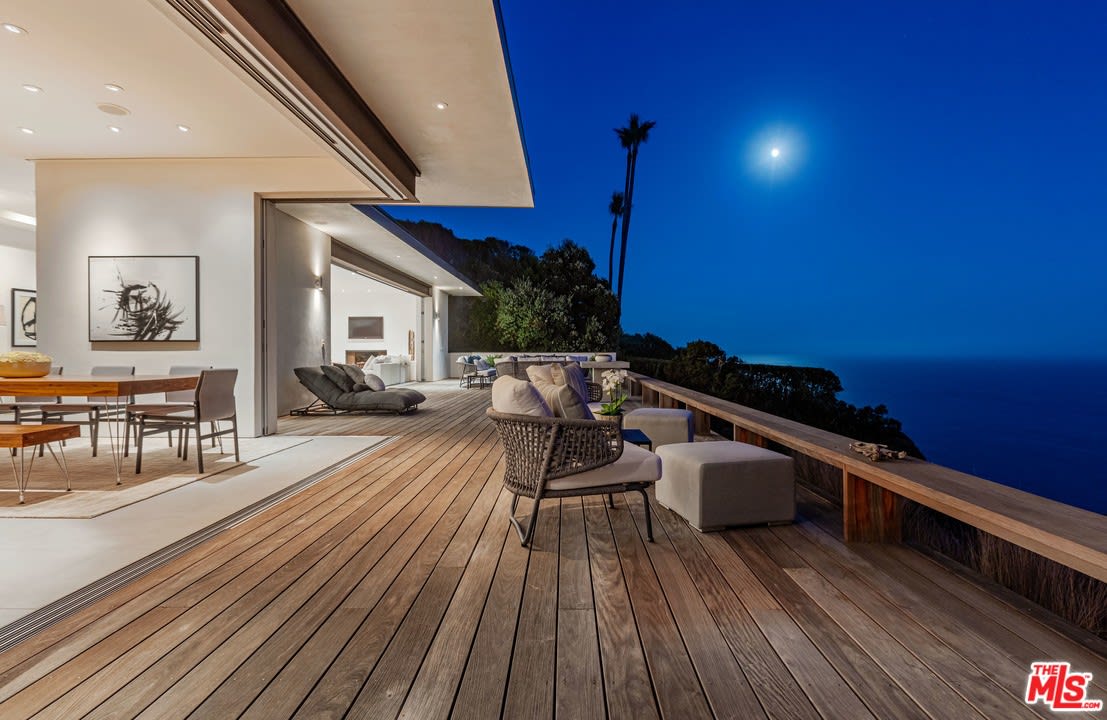 32554 Pacific Coast Highway 