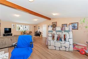 865 Kindersley Rd