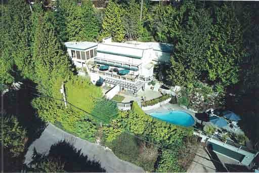 3855 Bayridge Ave