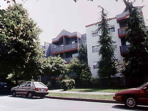104-570 E 8th Ave