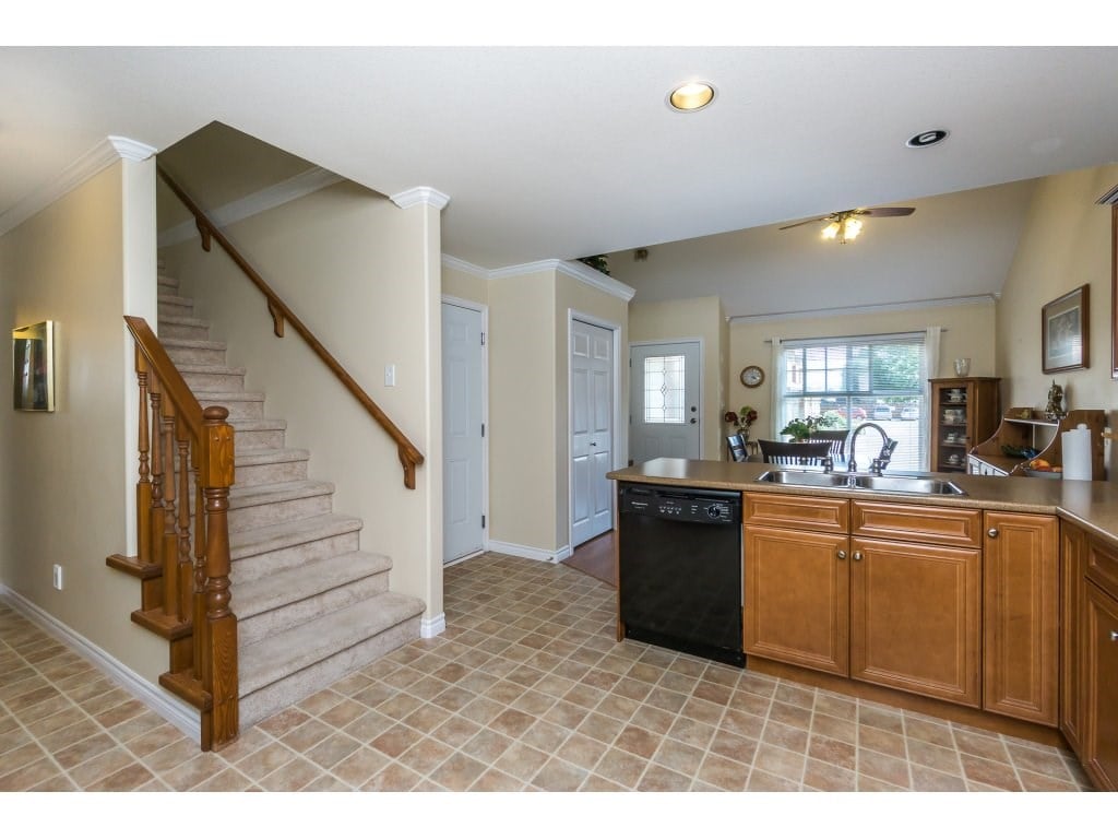 37-7475 Garnet Dr