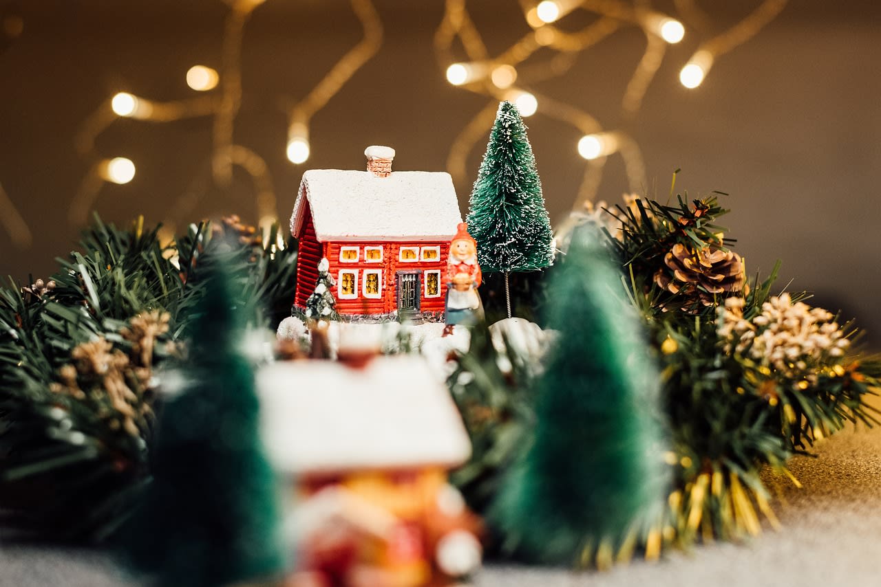 The Magic of Holiday Lights: Best Local Displays