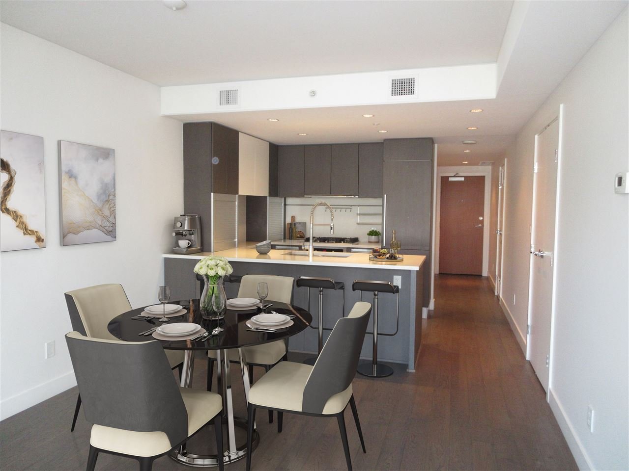 705-288 W 1st Ave
