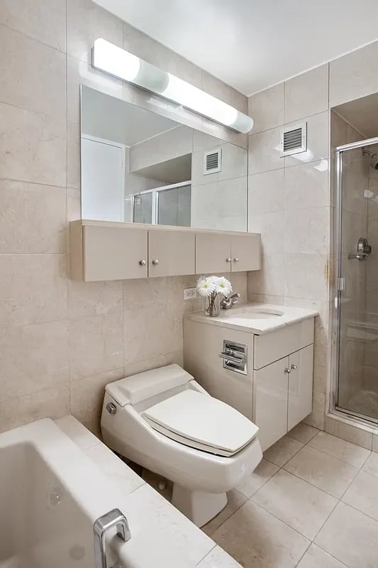 160 West 66th Street #25J