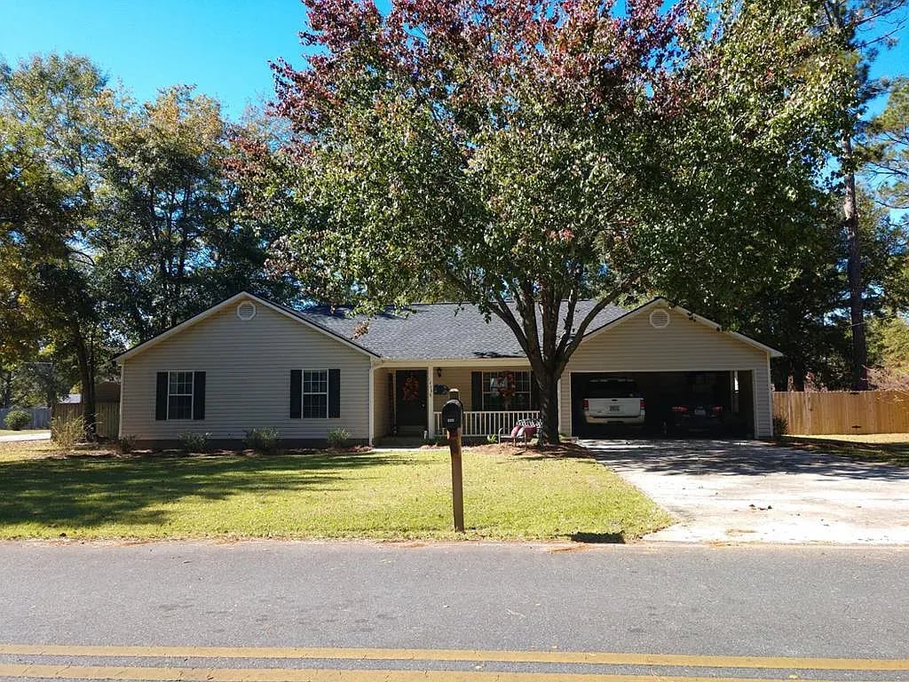 1408 Bay Tree Rd