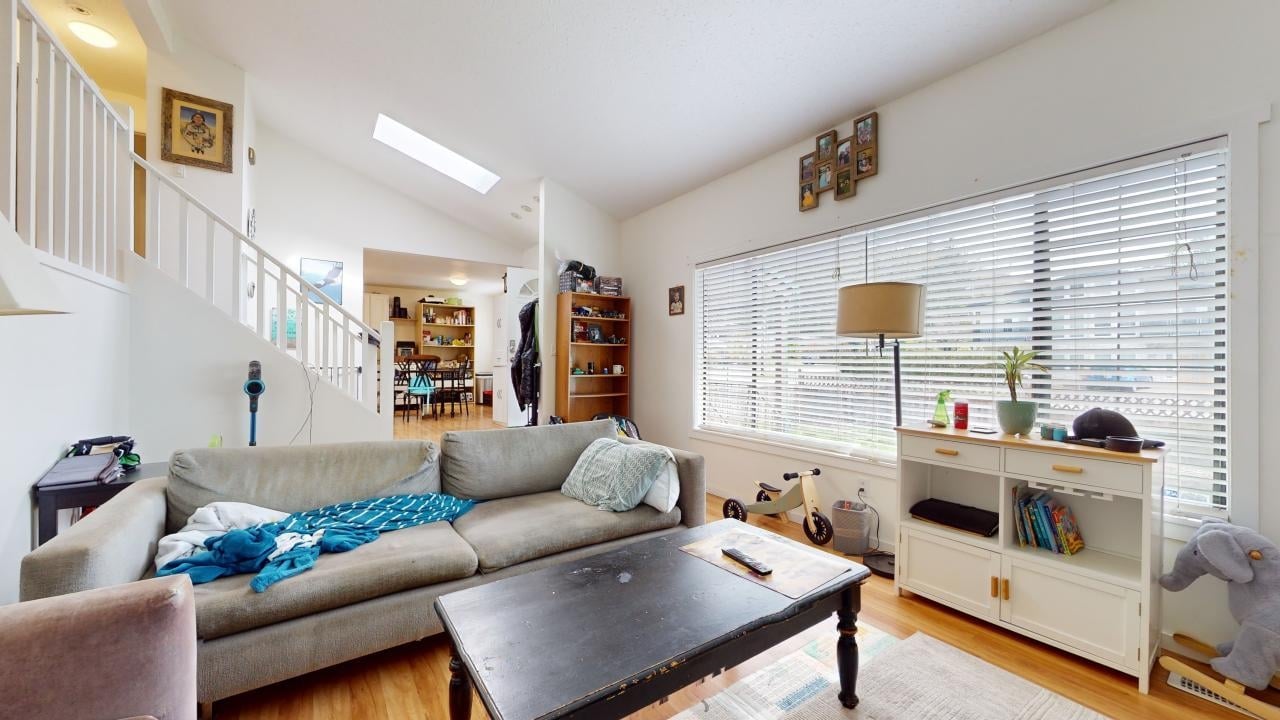 1980 Spruce Dr