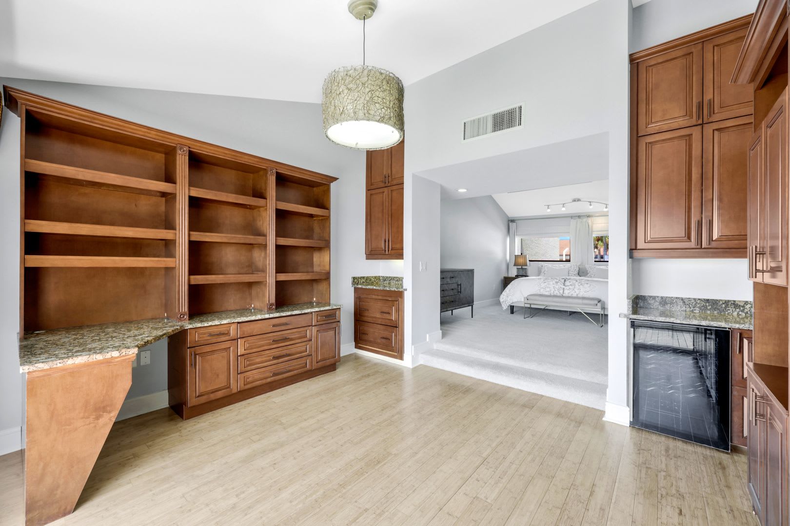 5018 Harbortown Lane