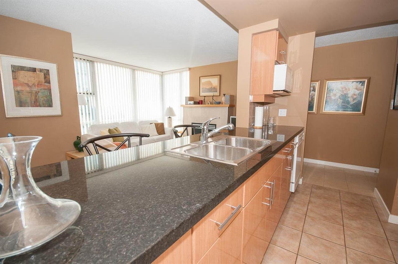 2201-1077 Marinaside Crescent, Vancouver