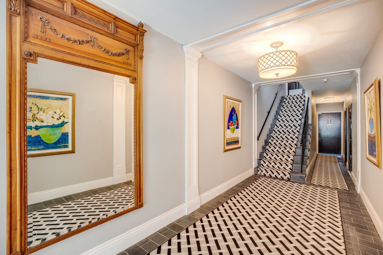 San Francisco Heaven - 1034 Chestnut Street