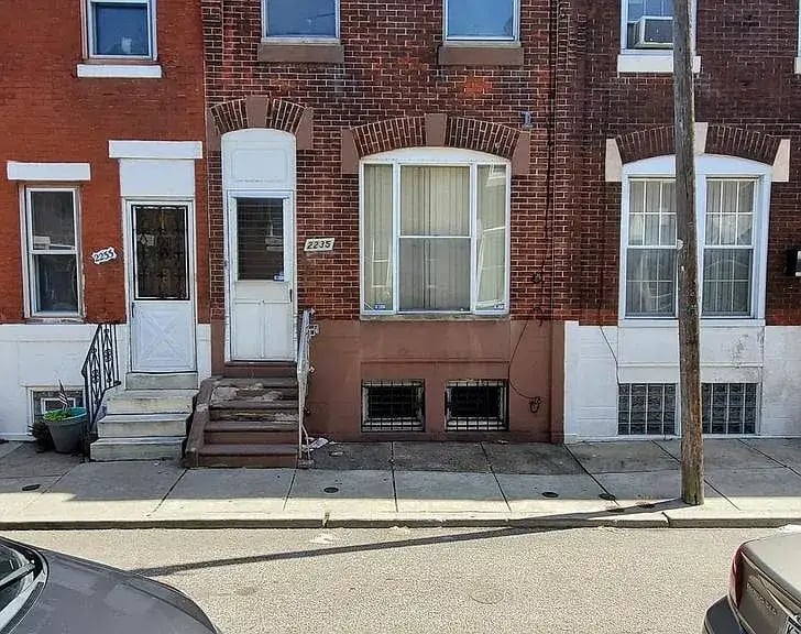 2235 S Darien St, Philadelphia, PA 19148