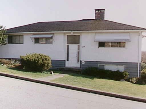 2276 Nootka St